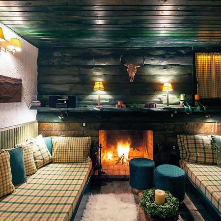Dandy Villas Agoriani - Chalet Ivoni - Fireplace Eptalofos Bagian luar foto