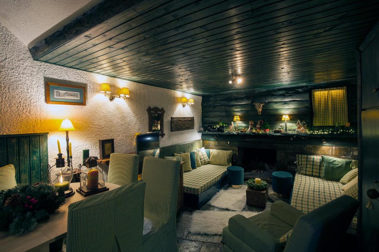 Dandy Villas Agoriani - Chalet Ivoni - Fireplace Eptalofos Bagian luar foto