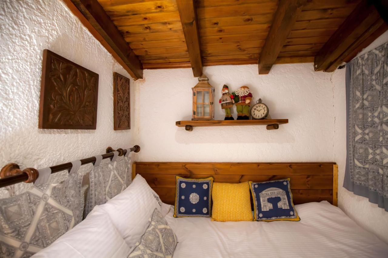 Dandy Villas Agoriani - Chalet Ivoni - Fireplace Eptalofos Bagian luar foto
